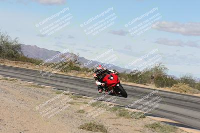 media/Nov-16-2025-Race Pace (Sun) [[8c5fa54630]]/Non Verified Riders (1st 20 Minutes)/3-Turn 3 Inside (11am)/